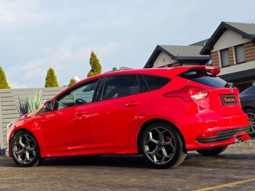 Ford Focus III ST Kombi 2.0 TDCi 185KM 2018 Ford Focus ___ST Performance___2.0TDCi 185KM BiXenon LED Skora Recaro Navi, zdjęcie 33