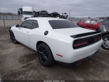 Dodge Challenger III 2022 Dodge Challenger Gt 2022 3.6 Benzyna 303KM, zdjęcie 2