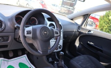 Opel Corsa D Hatchback 5d Facelifting 1.2 Twinport ECOTEC 85KM 2014 Opel Corsa Zadbany, klimatyzacja ,wielof. kierownica, Spalanie 4L 100 Km, zdjęcie 5