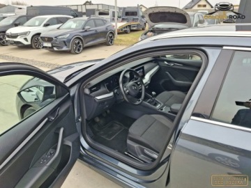 Skoda Octavia IV Kombi 2.0 TDI 115KM 2021 Skoda Octavia 2,0 TDI led navi virtual alu grz.fotele tempomat zarejestrow, zdjęcie 9