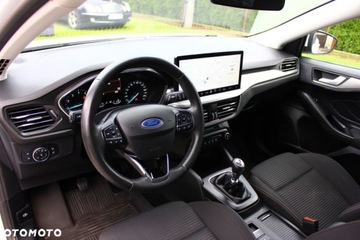 Ford Focus IV Kombi Facelifting 1.0 EcoBoost 125KM 2023 Ford Focus Ford Focus 1.0 EcoBoost Titanium Benzyna 125KM, zdjęcie 25