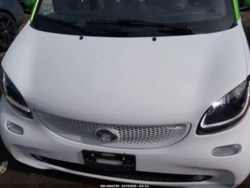 Smart Fortwo III Coupe EV 82KM 2017 Smart Fortwo 2017 SMART FORTWO ELECTRIC DRIVE PRIME Elektryczny 82KM, zdjęcie 9