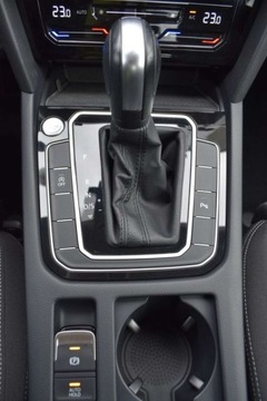 Volkswagen Passat B8 Variant Facelifting 2.0 TDI SCR 200KM 2022 Volkswagen Passat 2.0 TDi 200KM DSG7 Business SalonPL ASO NaviKameraTravel, zdjęcie 23