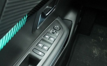 Peugeot 208 II Hatchback 1.2 PureTech 102KM 2023 Peugeot 208 Allure Pack EAT8 FV23 Od RiA 1.2 Benzyna 102KM, zdjęcie 10