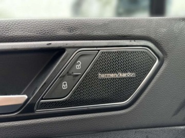 Volkswagen Tiguan II SUV Facelifting 2.0 TDI 200KM 2021 Volkswagen Tiguan R-line Kamery 360 HarmanKardon Zawieszenie DCC ACC Faktu, zdjęcie 30