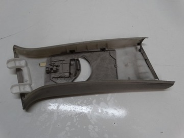 КРЫШКА СТОЙКИ ЛЕВАЯ RENAULT LAGUNA III