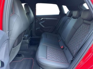 Audi A3 8Y S3 Sportback Facelifting 2.0 TFSI 333KM 2025 Audi S3 Sportback Pikowane fotele Head Up Sonos Ambiente Pro Kamera Gwaran, zdjęcie 4