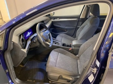 Volkswagen Golf VIII Hatchback 1.5 eTSI 130KM 2023 Volkswagen Golf TGI 2024 1.5 Hybryda Plug-in 131KM, zdjęcie 8