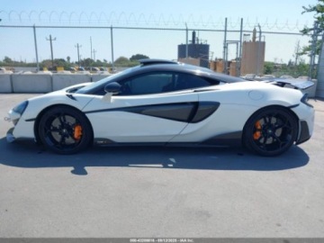  McLaren 600LT Coupe 2019 3.8l 3.8 Benzyna 592KM, zdjęcie 2