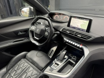 Peugeot 5008 II Crossover 2.0 BlueHDI 180KM 2018 Peugeot 5008 2.0 Blue-HDI 180KM GT Full Led Kamera, zdjęcie 15