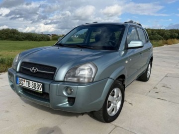 Hyundai Tucson I SUV 2.0 CRDi 140KM 2007 Hyundai Tucson Sliczny Tucson2.0D140KM Napedy 4X4 Grzane Fotele Welury Hak