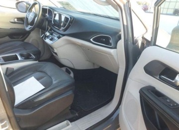 Chrysler Pacifica II 2022 Chrysler Pacifica 2022, 3.6L, TOURING L, po gradobiciu 3.6 Benzyna 287KM, zdjęcie 9