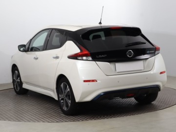 Nissan Leaf II Hatchback Elektryczny e+ 62kWh 218KM 2020 Nissan Leaf 62 kWh, Automat, VAT 23%, Skóra, Navi, zdjęcie 3
