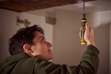 STANLEY FMHT66719 АККУМУЛЯТОРНАЯ ОТВЕРТКА 4 ​​В + БИТЫ