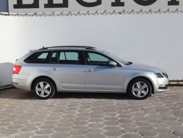 Skoda Octavia III Kombi Facelifting 2.0 TDI 150KM 2017 Skoda Octavia 2.0 TDI, Salon Polska, Serwis ASO, zdjęcie 5