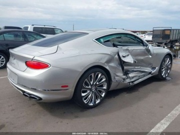 Bentley 2023 Bentley Continental GT V8 2023 4.0L 4.0 Benzyna 542KM, zdjęcie 5