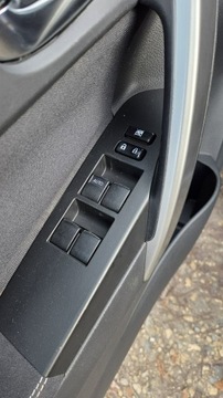 Toyota Auris II Touring Sports Hybrid 135 136KM 2014 Toyota Auris 1.8 HSD136KM Kamera Serwis, zdjęcie 16