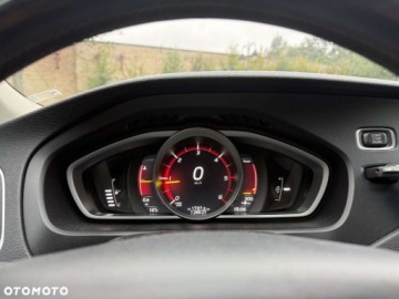 Volvo V40 II Hatchback Facelifting 2.0 D3 150KM 2018 Volvo V40 Volvo V40 D3 Inscription 2.0 Diesel 150KM, zdjęcie 33