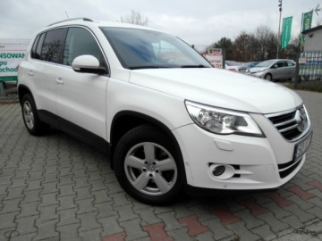 Volkswagen Tiguan I SUV 2.0 TDI CR DPF 140KM 2008 Volkswagen Tiguan Webasto 4x4 Nawigacja Bi-Xenon Klimatronik 2.0 Diesel, zdjęcie 1