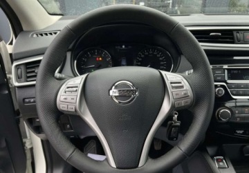 Nissan Qashqai II Crossover 1.2 DIG-T 115KM 2016 Nissan Qashqai gwarancja ZAREJESTROWANY bezwypadkowy LANE ASSIST czuj, zdjęcie 16