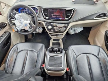 Chrysler Pacifica II 2022 Chrysler Pacifica Touring L 2022 3.6 Benzyna 287KM, zdjęcie 8