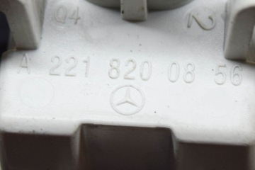 MERCEDES-BENZ CLA C117 ZADNÍ TABULE SPZ SVĚTLO A2218200856 2018