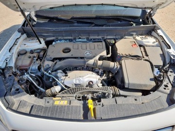 Mercedes GLB 2021 Mercedes-Benz GLB 250 2021 2.0l 2.0 Benzyna 221KM, zdjęcie 6