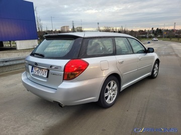 Subaru Legacy IV Kombi 2.5i 165KM 2004 Subaru Legacy 2.5i Automatik Bezwypadkowy 2.5 Benzyna 165KM, zdjęcie 5