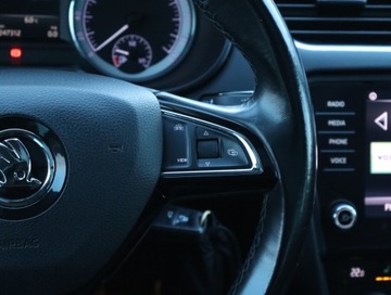 Skoda Octavia III Kombi Facelifting 1.6 TDI 115KM 2018 Skoda Octavia 1.6 TDI, Navi, Klima, Klimatronic, zdjęcie 18