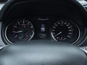 Nissan Qashqai II Crossover 1.2 DIG-T 115KM 2016 Nissan Qashqai 1.2 DIG-T, Salon Polska, zdjęcie 10