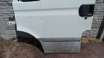 DVEŘE LEVÉ PŘEDNÍ IVECO DAILY 99-14