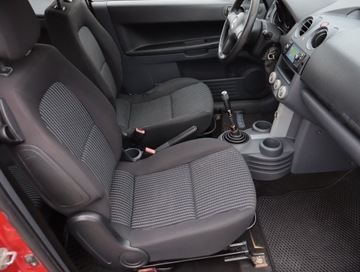 Mitsubishi Colt VI Hatchback 1.1 i 12V 75KM 2007 Mitsubishi Colt 1.1, zdjęcie 8