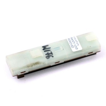 MERCEDES W176 W212 W246 ROZDĚLOVAČ NAPÁJENÍ A0009820012