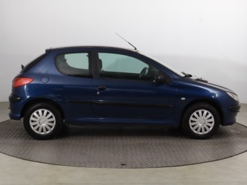 Peugeot 206 Hatchback 1.4 i 75KM 2004 Peugeot 206 1.4, Salon Polska, Klima, zdjęcie 5