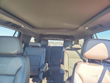  GMC Yukon Denali 2024 6.2 Benzyna 420KM, zdjęcie 11