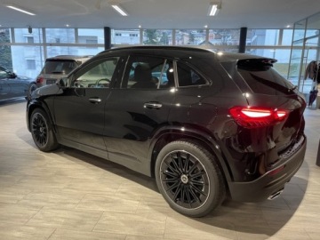 Mercedes GLA II Off-roader Facelifting 1.3 200 163KM 2025 MERCEDES-BENZ GLA 200 AMG Line Suv 1.3 (163KM) 2025, zdjęcie 2