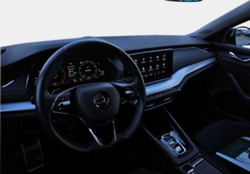 Skoda Octavia IV Liftback 1.5 TSI EVO 150KM 2023 Skoda Octavia Czarna Perla - Sportowe fotele - Top LED Matrix - ACC 210 km, zdjęcie 18