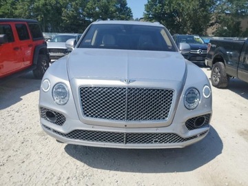 Bentley Bentayga 2017 Bentley Bentayga 2017, 6.0L, 4x4, od ubezpieczalni, zdjęcie 1