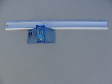 NÓŻ DO CIĘCIA POD KĄTEM 45/90 STOPNI +LINIAŁ ALUMINIUM 2071