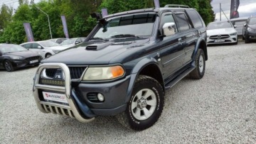Mitsubishi Pajero III 2.5 TD 115KM 2005 Mitsubishi Pajero 2.5 D 116kM 4x4 Klimatronik Tempomat Czujniki Park. Hak, zdjęcie 12