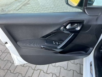 Peugeot 208 I Hatchback 5d Facelifting 1.6 BlueHDi 100KM 2017 Peugeot 208 1.6 diesel 99 KM zarej w PL zadbany mozliwa zamiana, zdjęcie 16