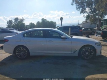 BMW Seria 5 G30-G31 2022 BMW Seria 5 540i 2022 3.0 Benzyna 335KM, zdjęcie 6