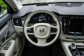 Volvo V90 II Plug-In Facelifting 2.0 T8 Plug-In Hybrid 455KM 2025 Volvo V90 Ultra Dark T8 AWD Plug-in hybrid (310 +, zdjęcie 20