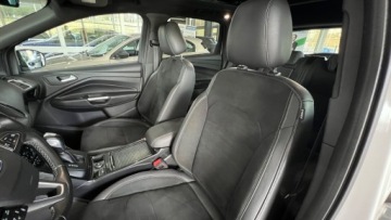 Ford Kuga II 2017 Ford Kuga Ford Kuga 2.0 TDCi 4x4 ST line Automat 2.0 Diesel 180KM, zdjęcie 27