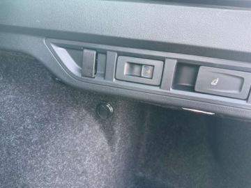 Skoda Octavia IV Kombi 2.0 TDI 150KM 2022 Skoda Octavia 2.0TDI150KM SkoraiDSGHAK VirtCockpit NisPrzebieg Keyless Kam, zdjęcie 17