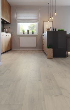 LVT ВИНИЛОВЫЕ ПАНЕЛИ ДУБ КОНИ CL105 2,23 м2