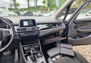 BMW Seria 2 F22-F23-F45-F46 Coupe Facelifting 218d 150KM 2018 BMW Seria 2 BMW Seria 2 2.0 Diesel 149KM, zdjęcie 13