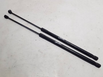 Silowniki der Kühlergrill komplet Mercedes C W204 E W212