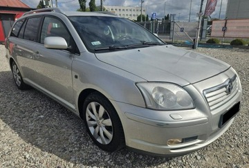 Toyota Avensis II Kombi 1.8 VVT-i 129KM 2004 Toyota Avensis kombi, zdjęcie 2