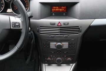 Opel Astra H Hatchback 5d 1.4 TWINPORT ecoFLEX 90KM 2005 Opel Astra 1.4 16V, Salon Polska, Serwis ASO, zdjęcie 12